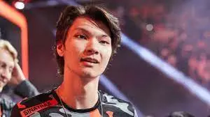 Sinatraa Valorant suspension