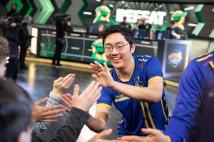 Is GG Olleh right to criticize LCS players in Champions Queue?