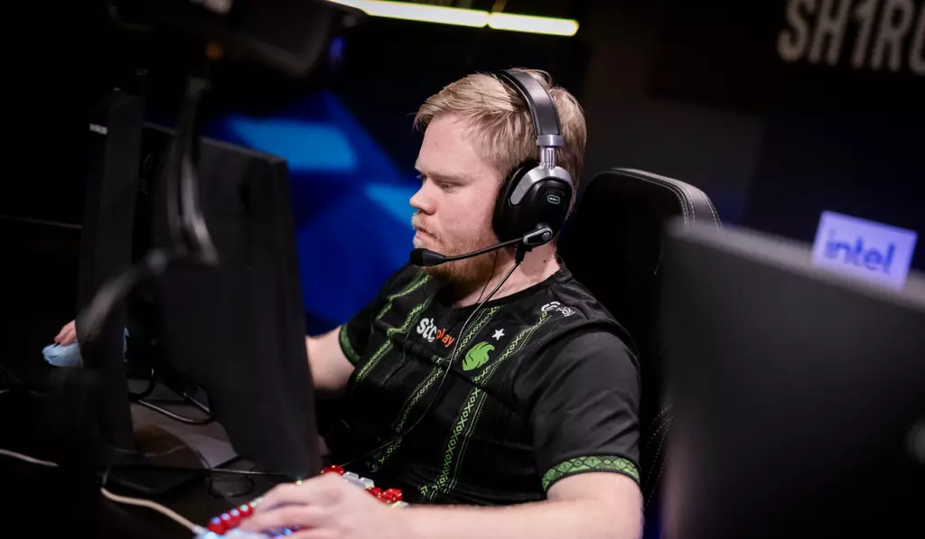 Magisk is the only remaining player on Team Falcons in December 2024.