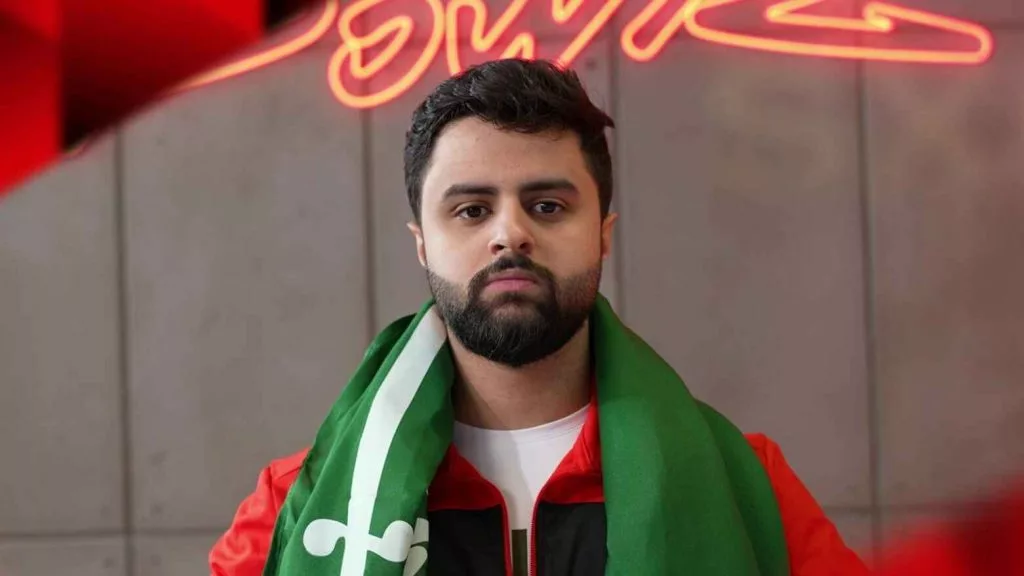 SXB has his own Kings League team, which he regularly streams on Kick.
