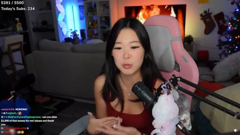ExtraEmily Million Dollar Fan