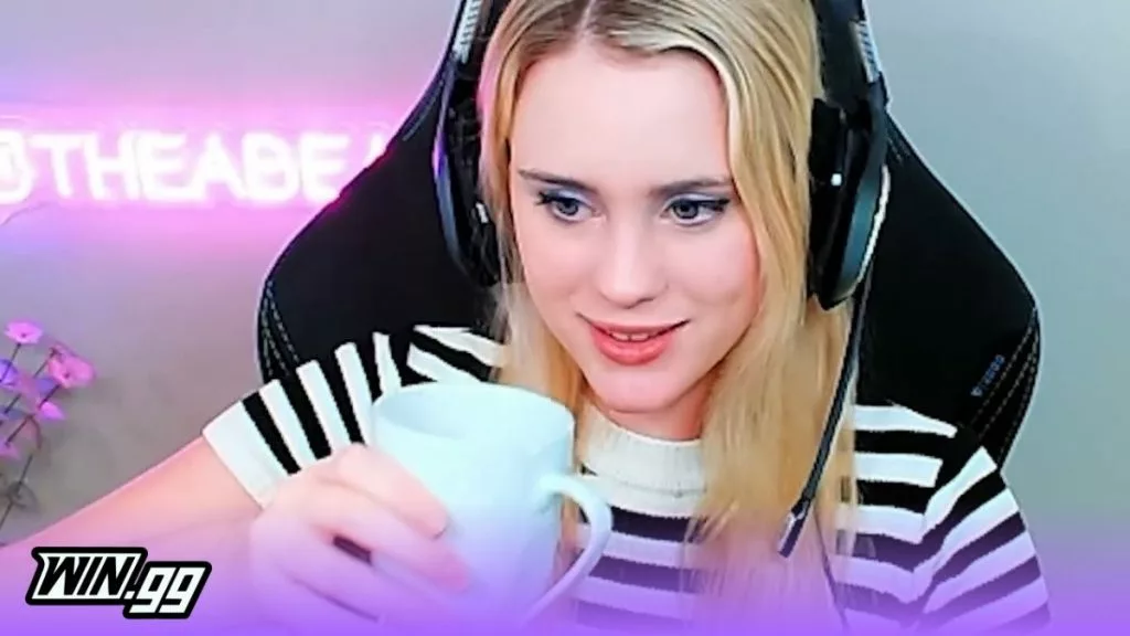 TheaBeasty YouTuber