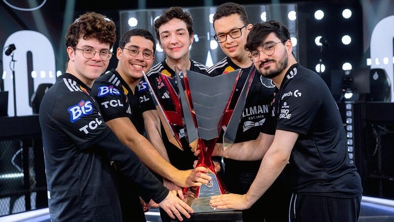 MSI power rankings: FURIA