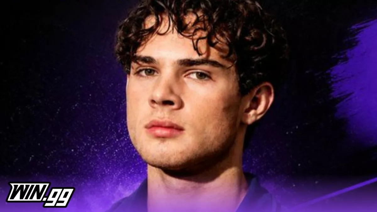 Who Is Clavicular? A Look Into the Looksmaxxing Streamer’s Life